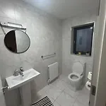 1 Luxurious In Family Проживание в семье *