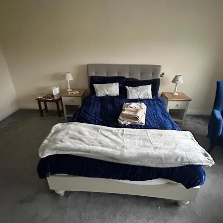 1 Luxurious In Family Homestay *